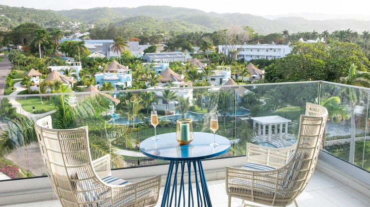 Sandals Dunn's River